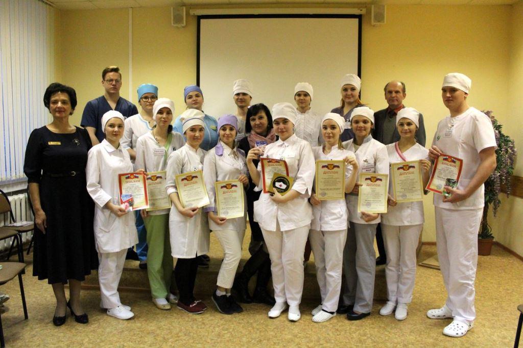 Студенты медколледжей из 11 регионов России встретились в Брянске на конкурсе профмастерства